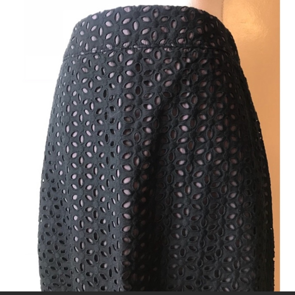 Loft Blk Eyelet Skirt - Picture 2 of 3
